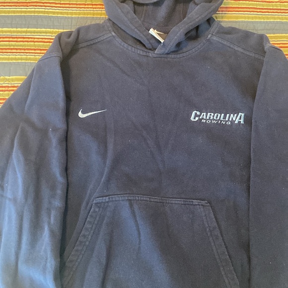 Women’s UNC rowing sweatshirt - Picture 3 of 6